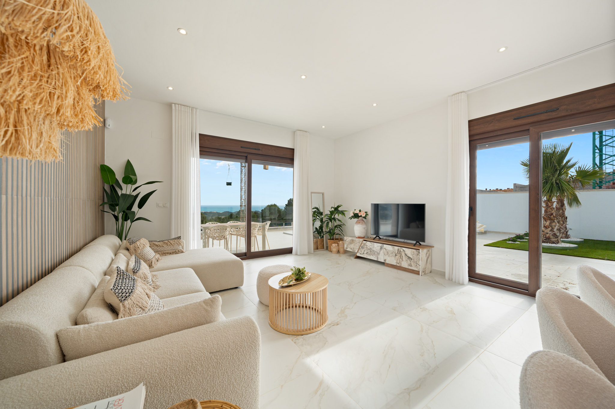 DP-100-26325402-01-20