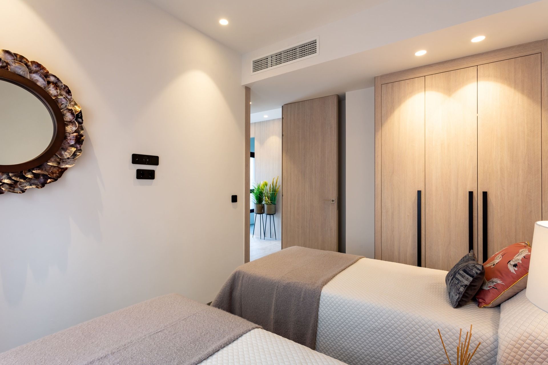 DP-100-87280981-02-1