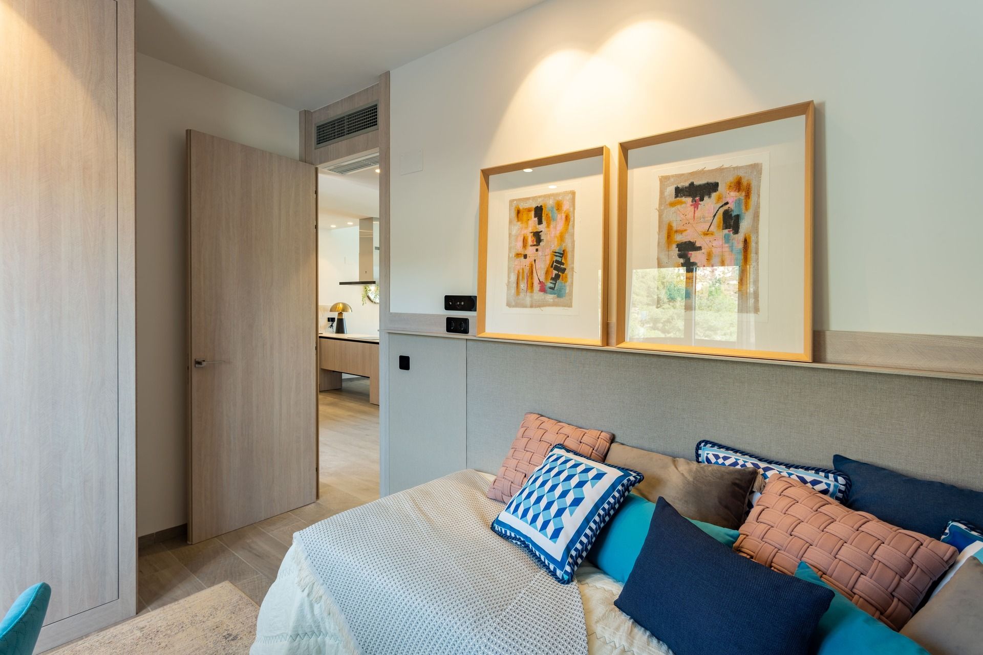 DP-100-87280981-02-15