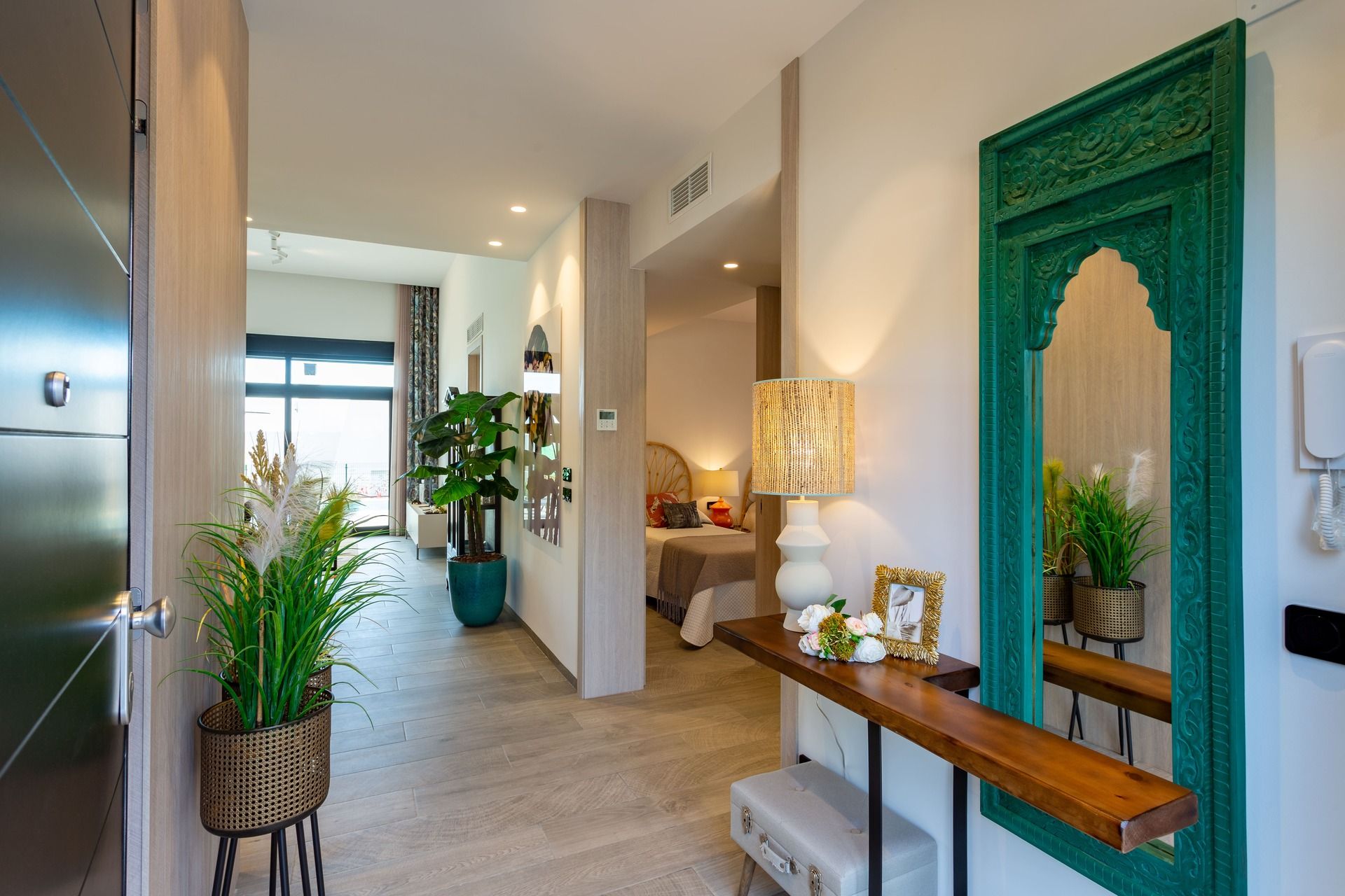 DP-100-87280981-02-7