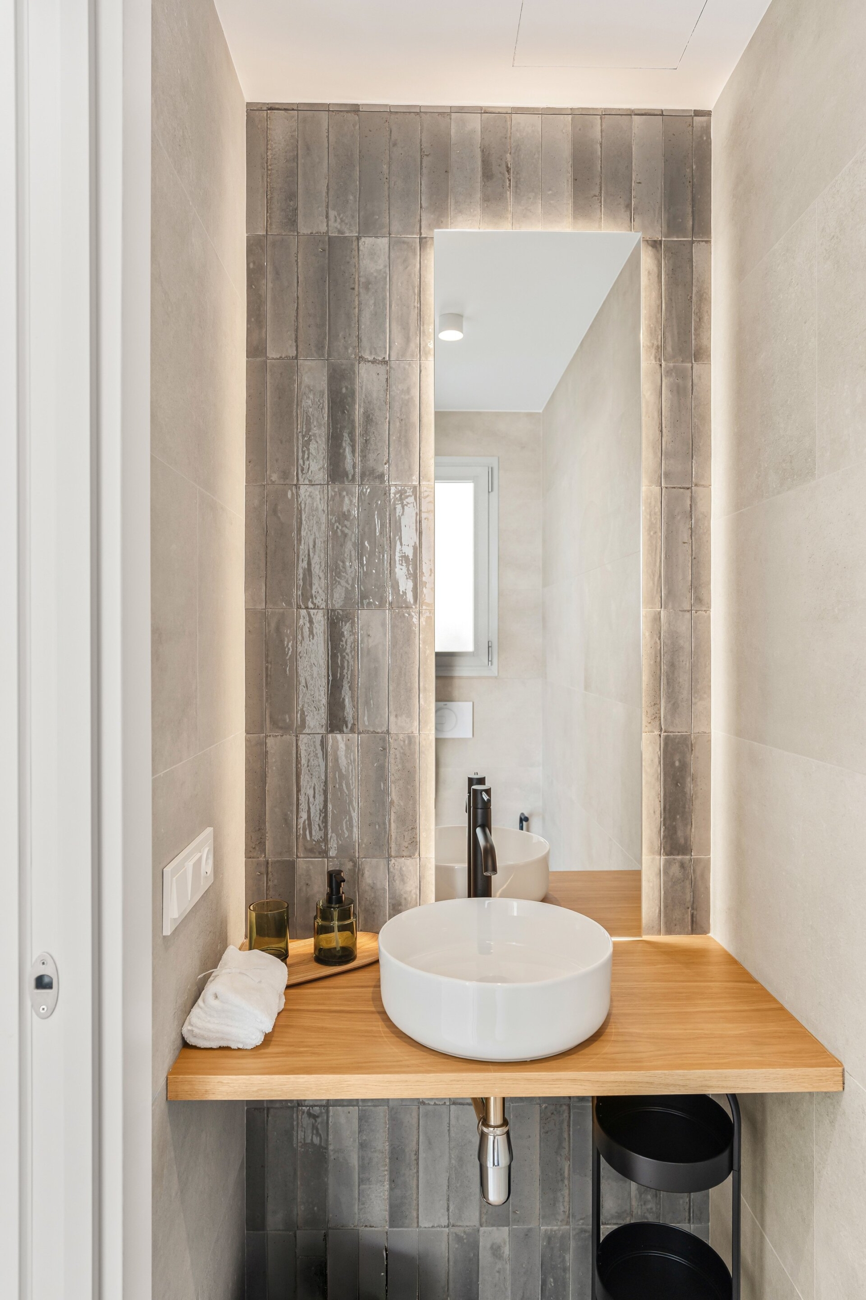 DP-100-88058869-01-6