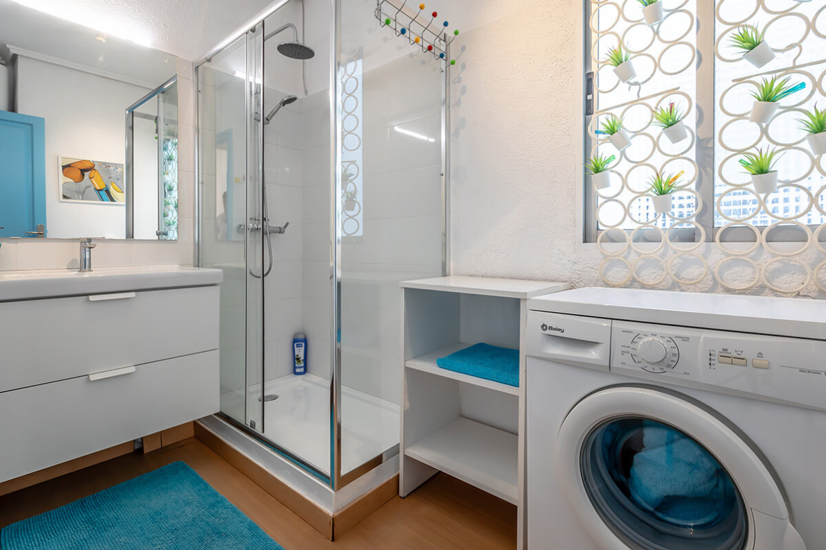 Apartment for sale Valencia Spain - bathroom