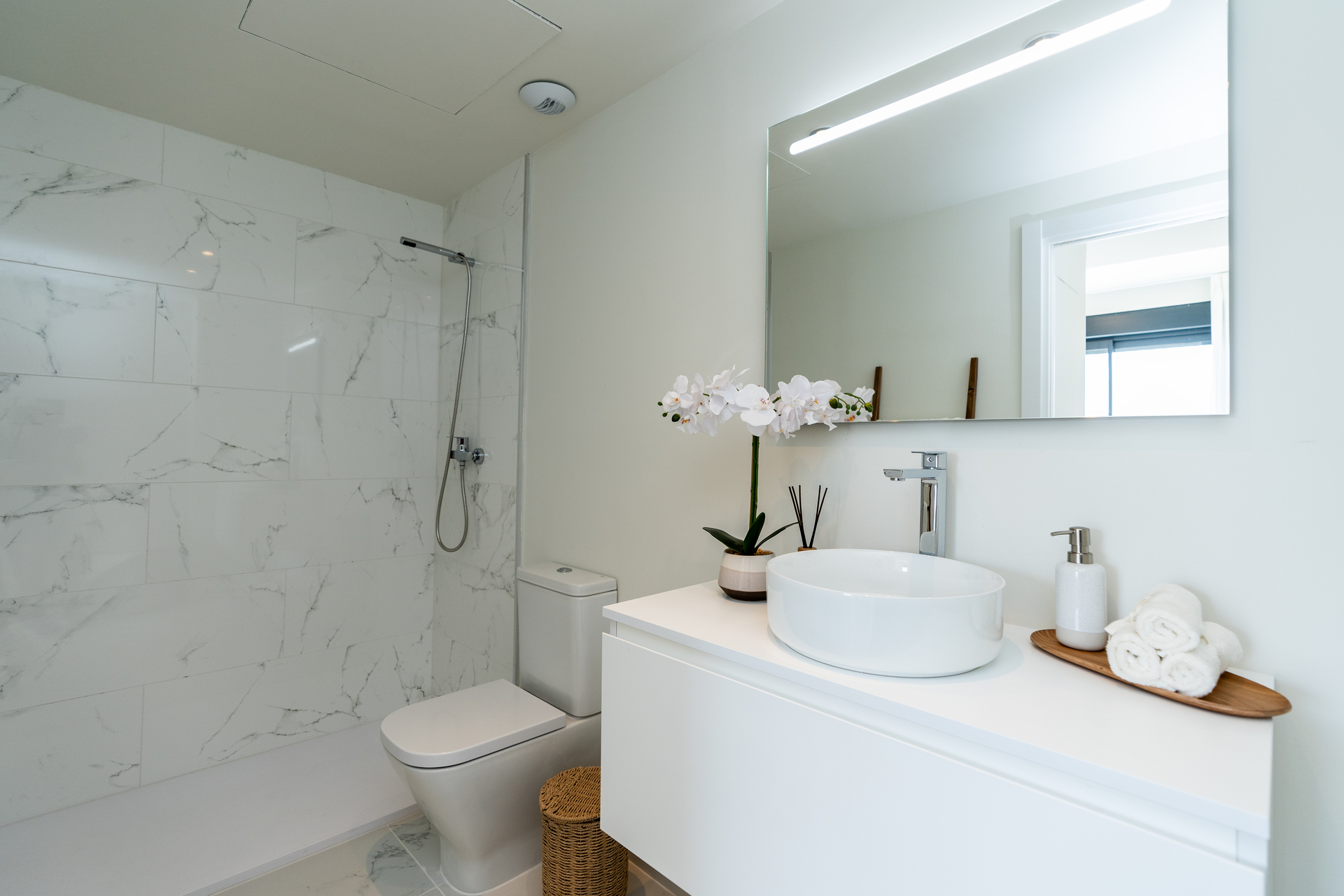 DP-100-66138638-01-10