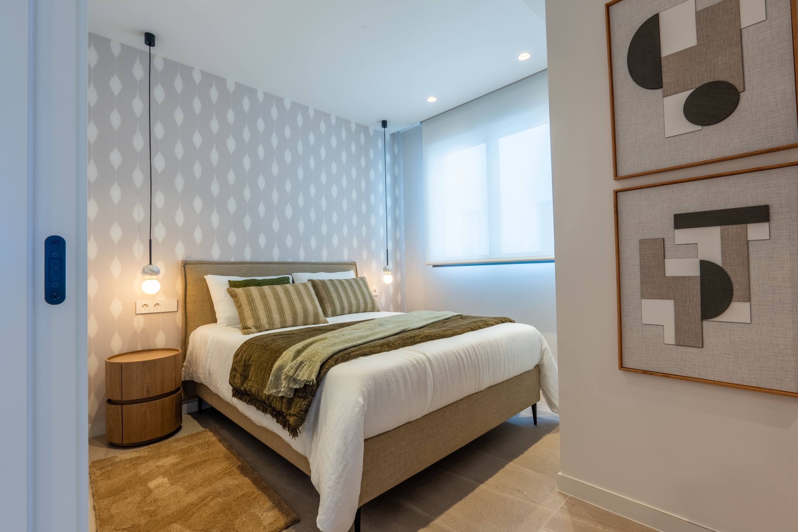 DP-100-70414696-01-14