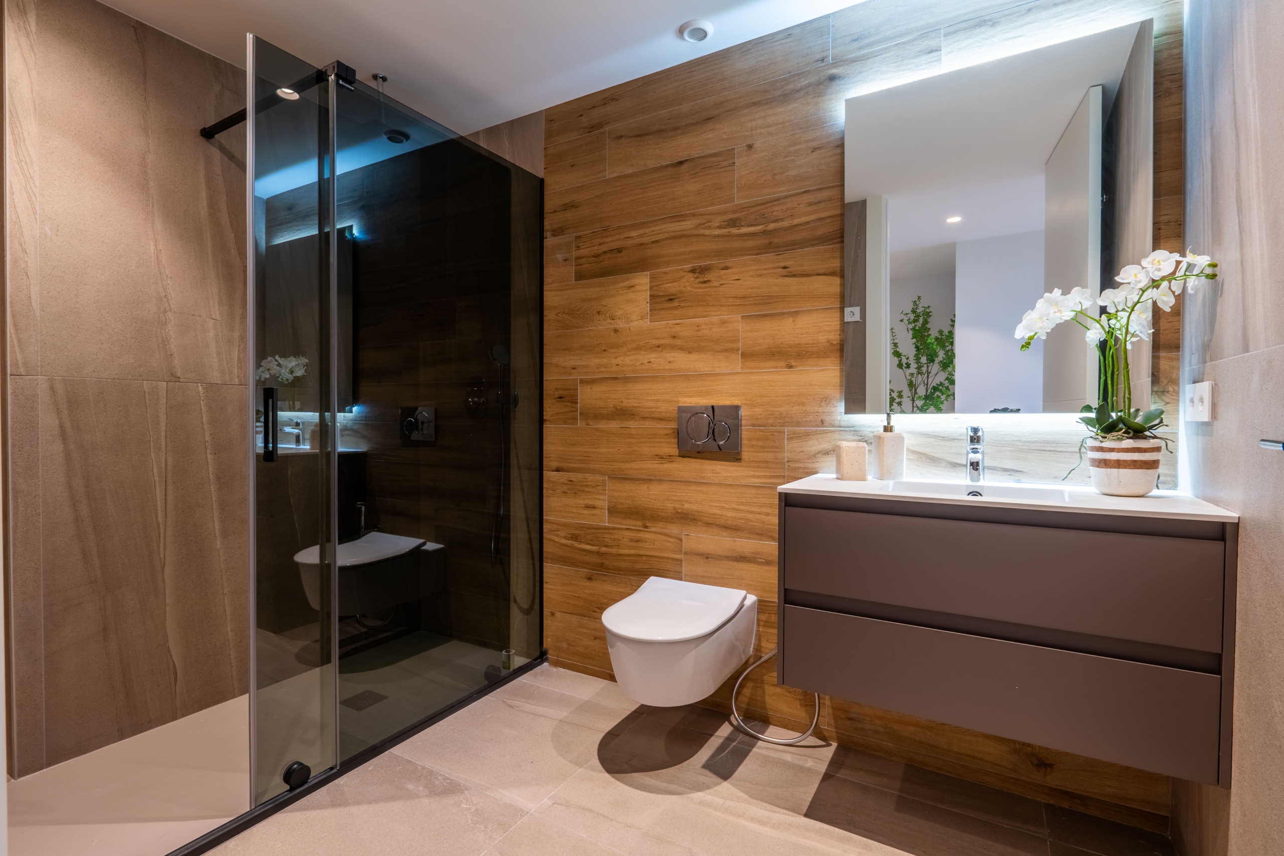 DP-100-70414696-01-16