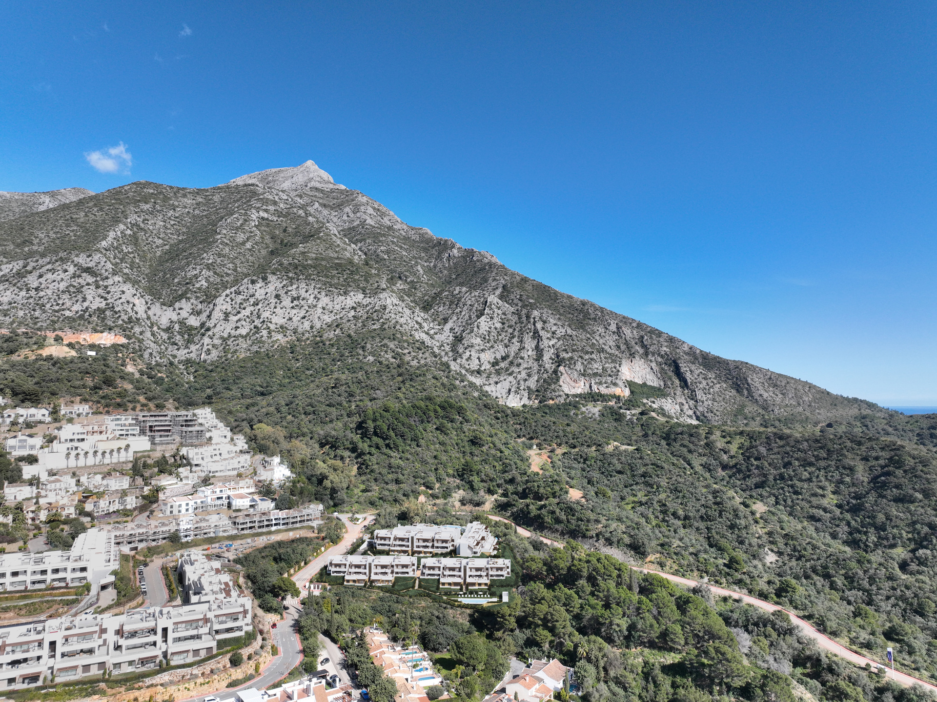 DP-100-81571669-01-15