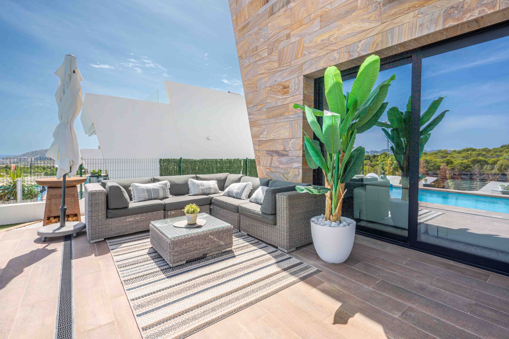 DP-40-C4XY4117FIN-11