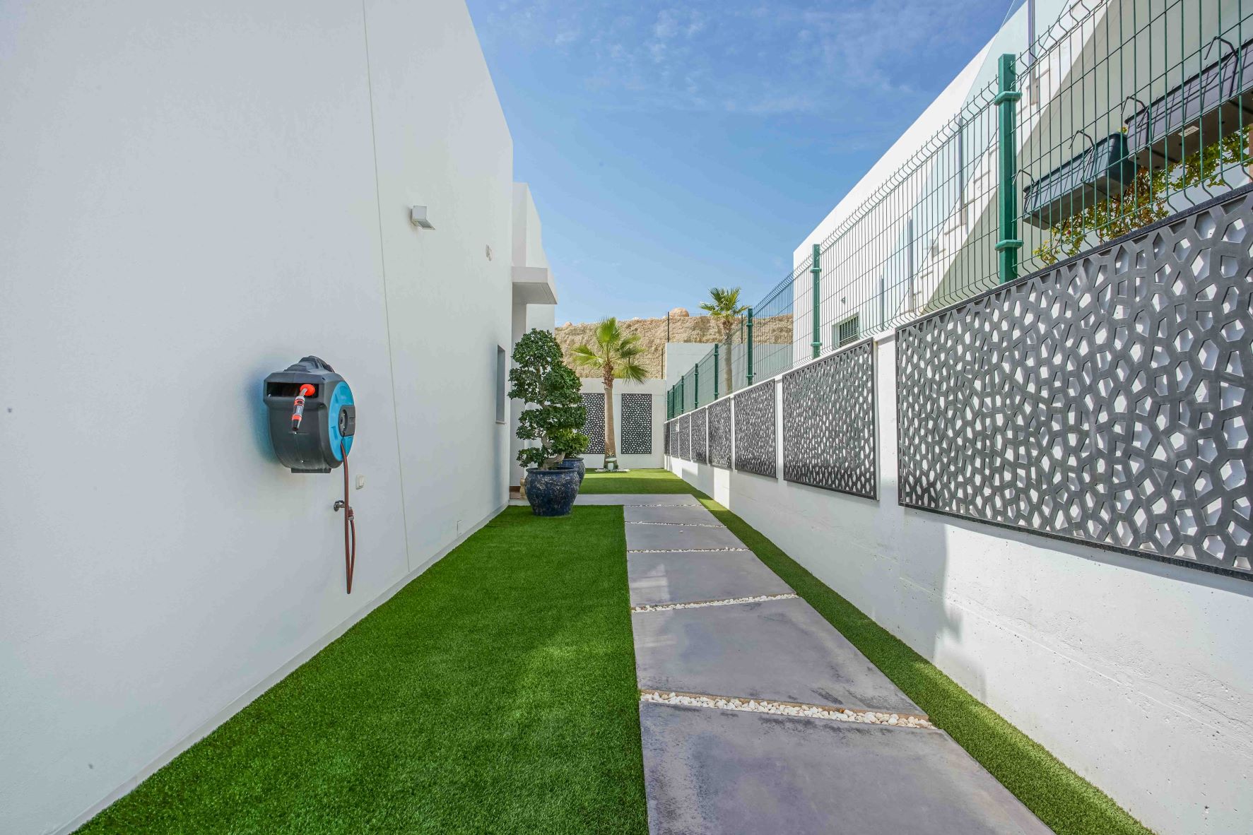 DP-40-C4XY4117FIN-17