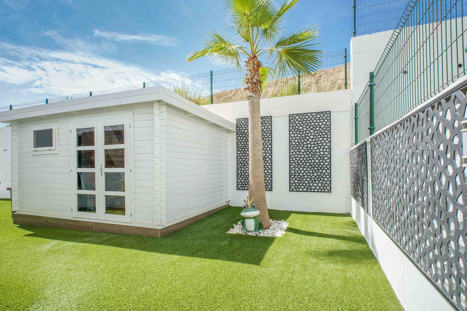 DP-40-C4XY4117FIN-18