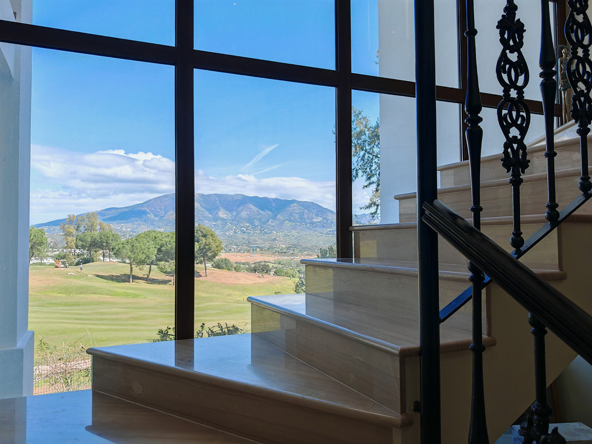 Villa for sale in La Cala Golf