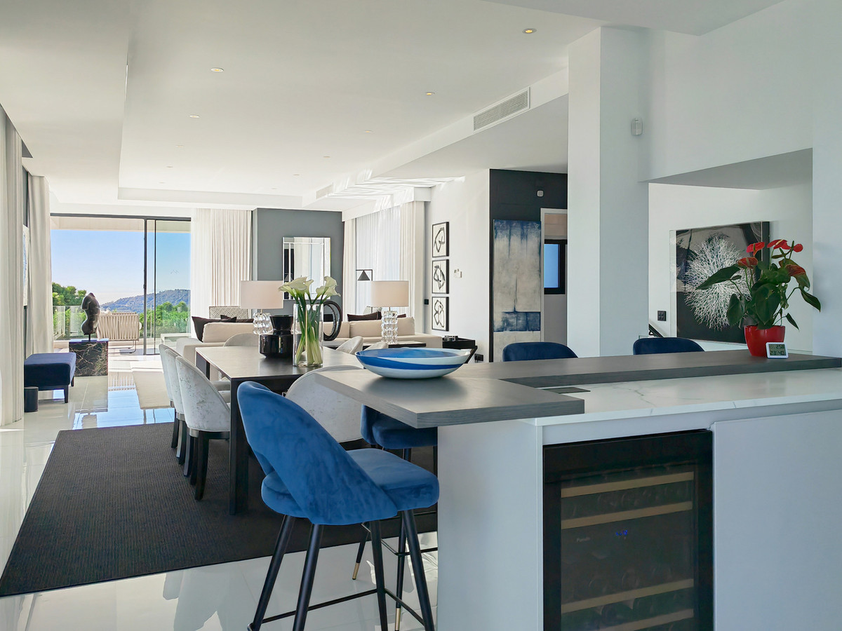 DP-12-R5375047-7 Villa for sale in Benahavís