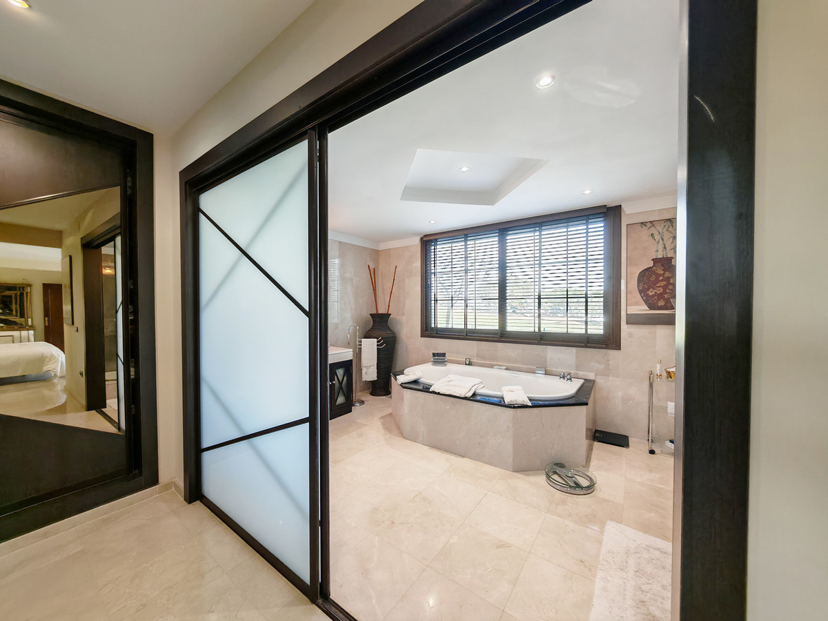 Villa for sale in La Cala Golf
