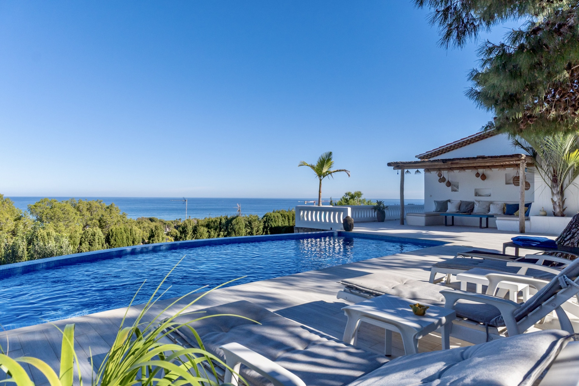 Villa for sale in Denia
