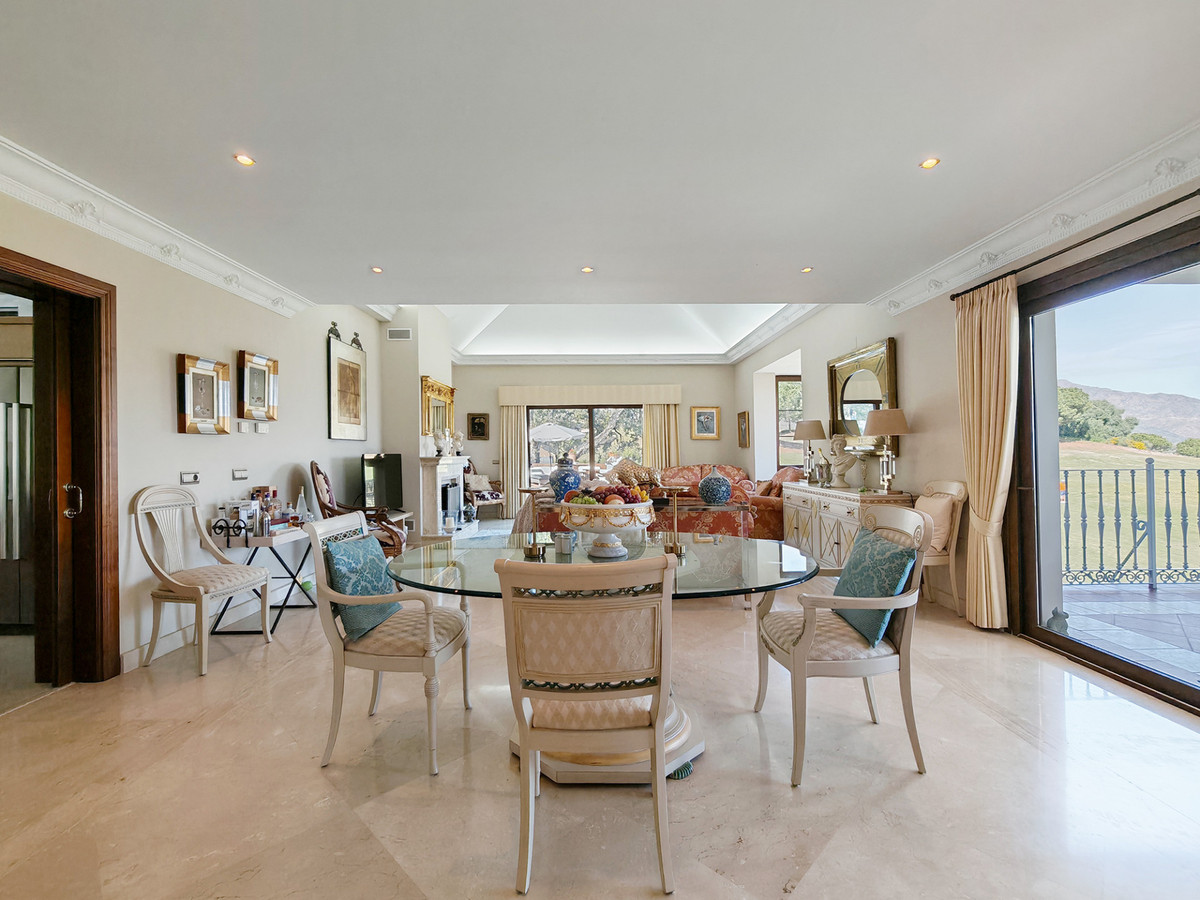 Villa for sale in La Cala Golf