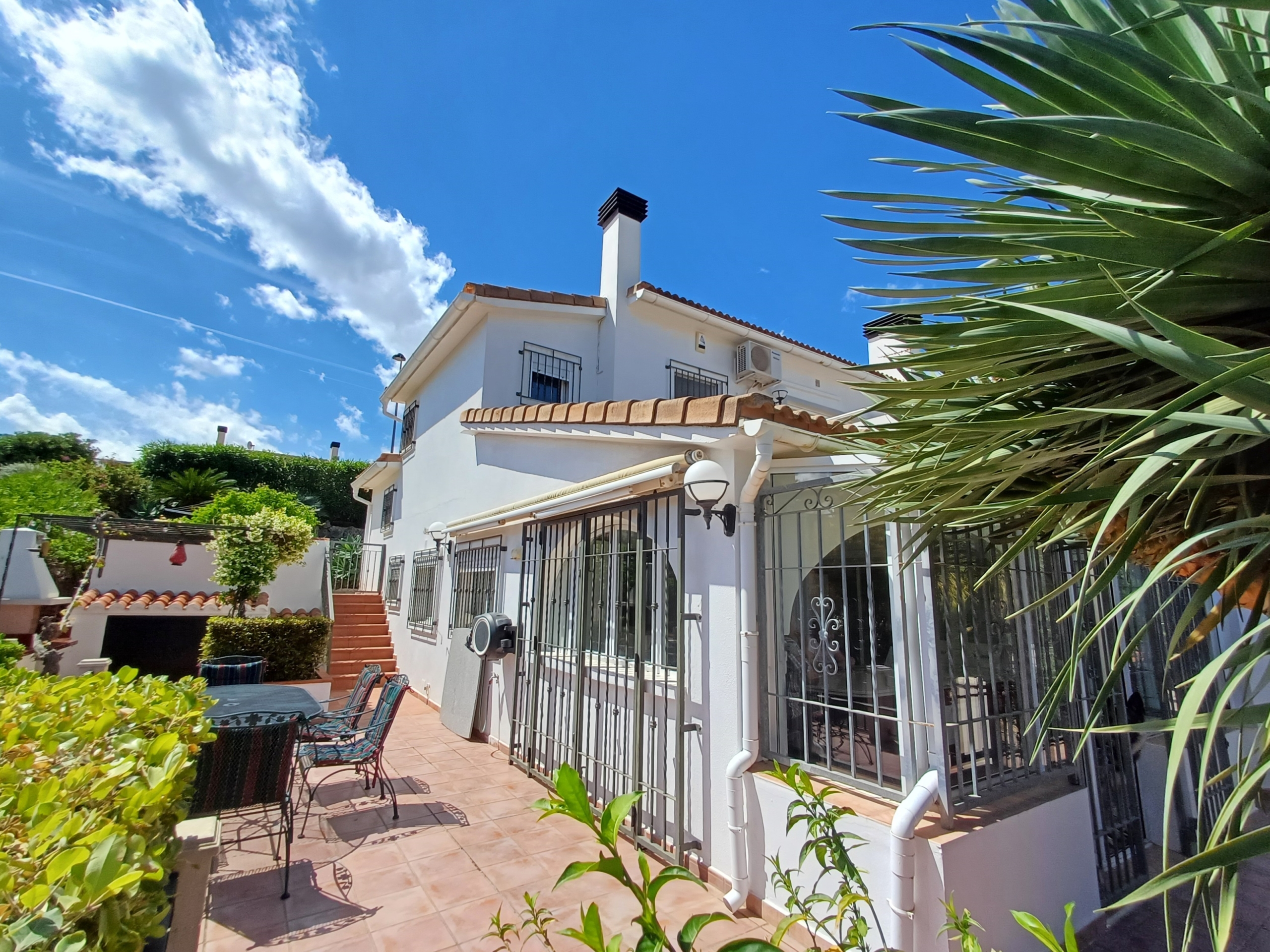 Villa for sale in Gata de Gorgos