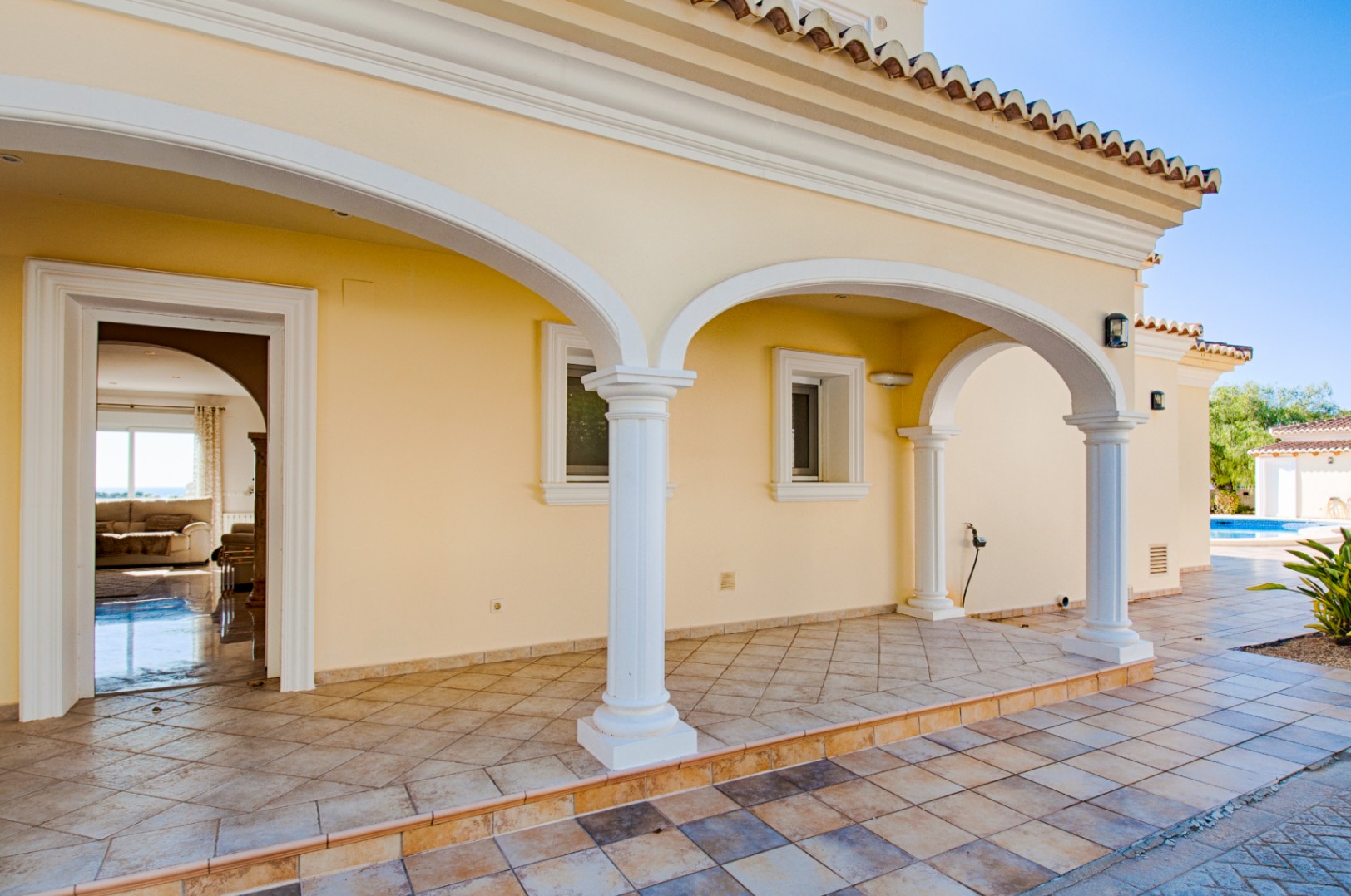 Villa with seaview for sale in Moraira