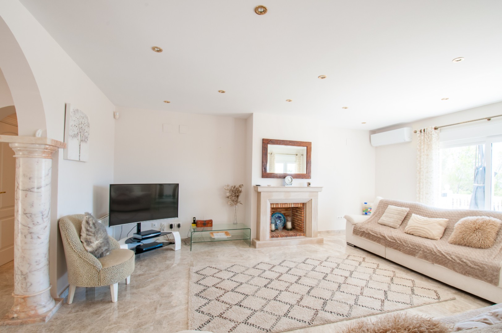 Villa with seaview for sale in Moraira