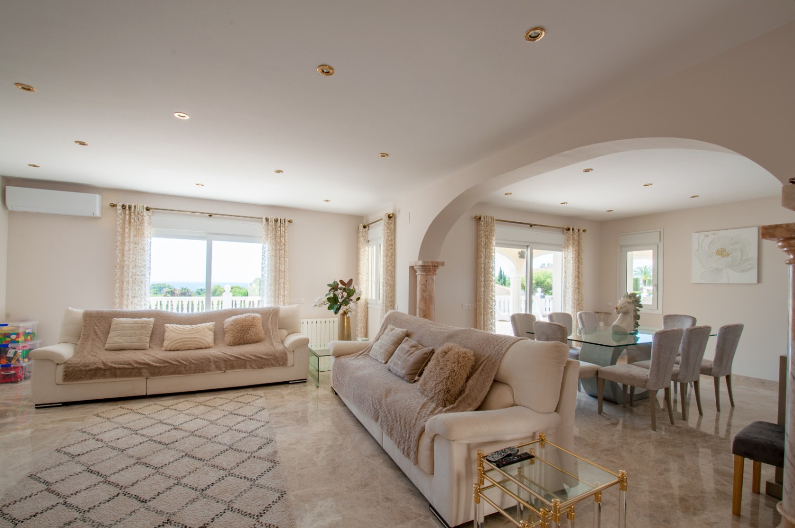 Villa with seaview for sale in Moraira
