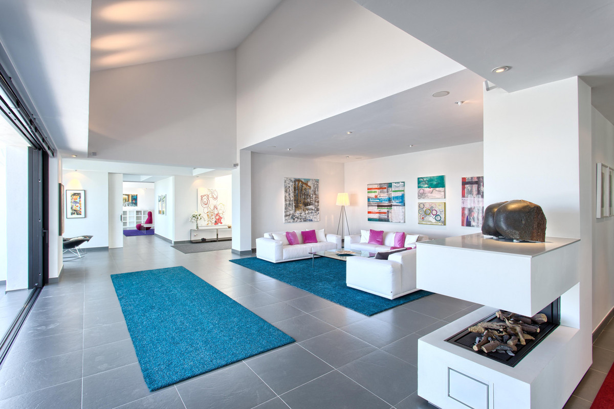 Villa for sale in Benahavís