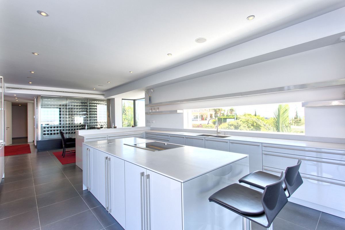 Villa for sale in Benahavís