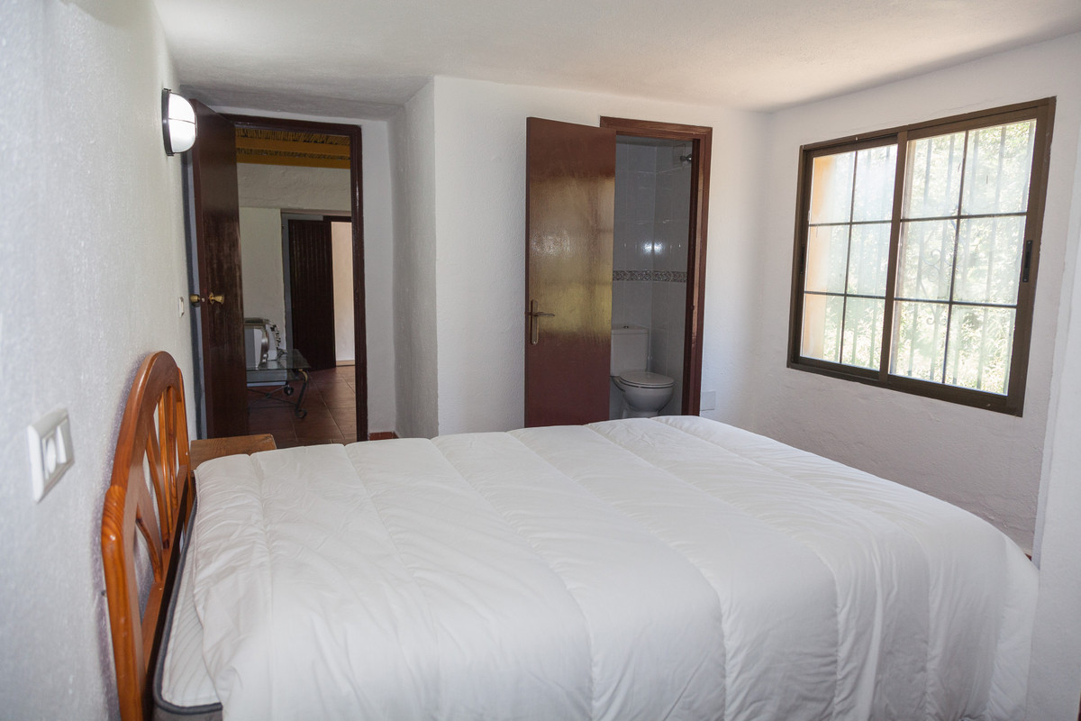 DP-12-R3442693-17 Villa for sale in Mijas