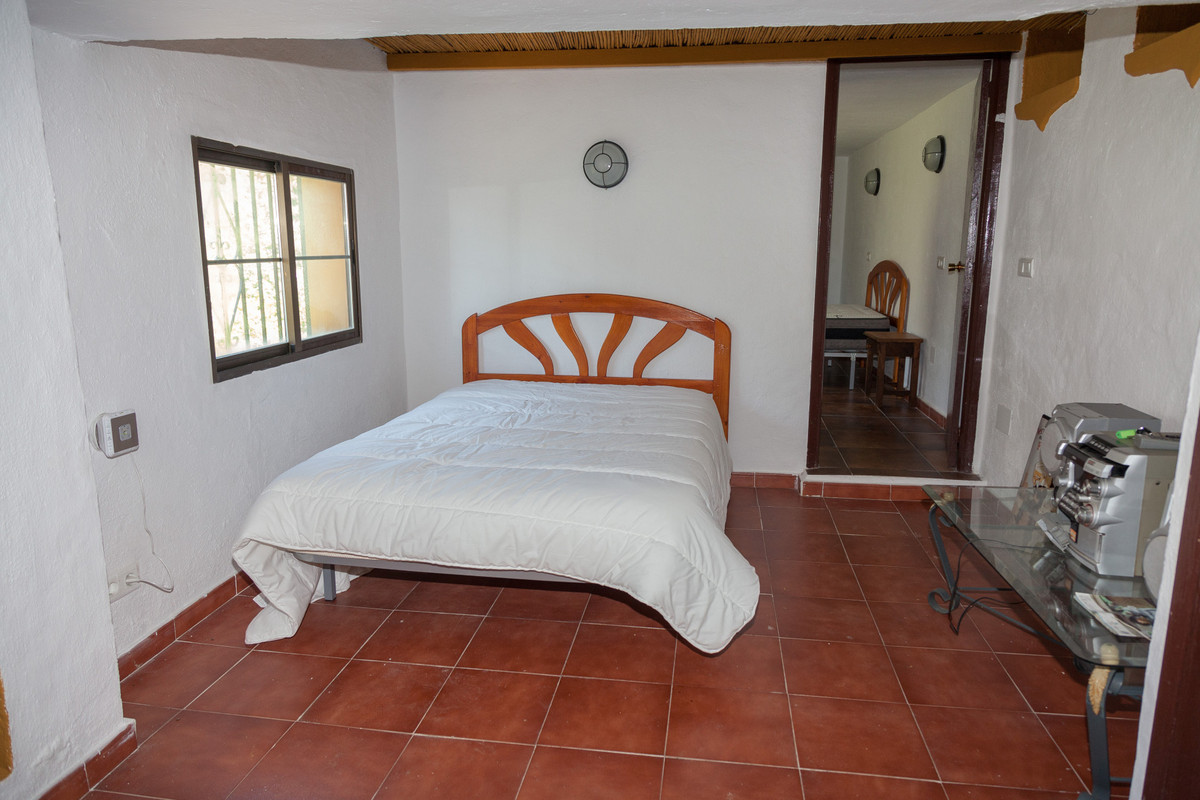 DP-12-R3442693-18 Villa for sale in Mijas
