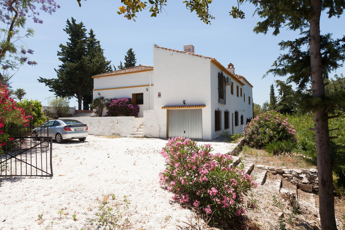 DP-12-R3442693-3 Villa for sale in Mijas