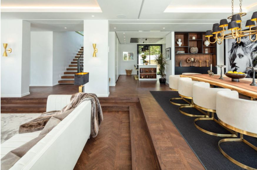 Villa for sale in Nueva Andalucía
