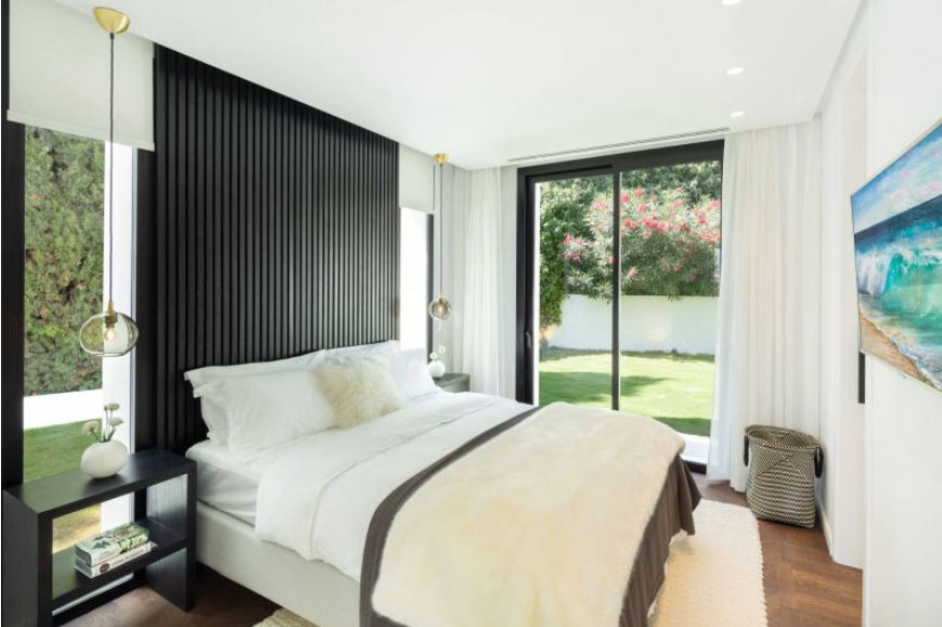 Villa for sale in Nueva Andalucía