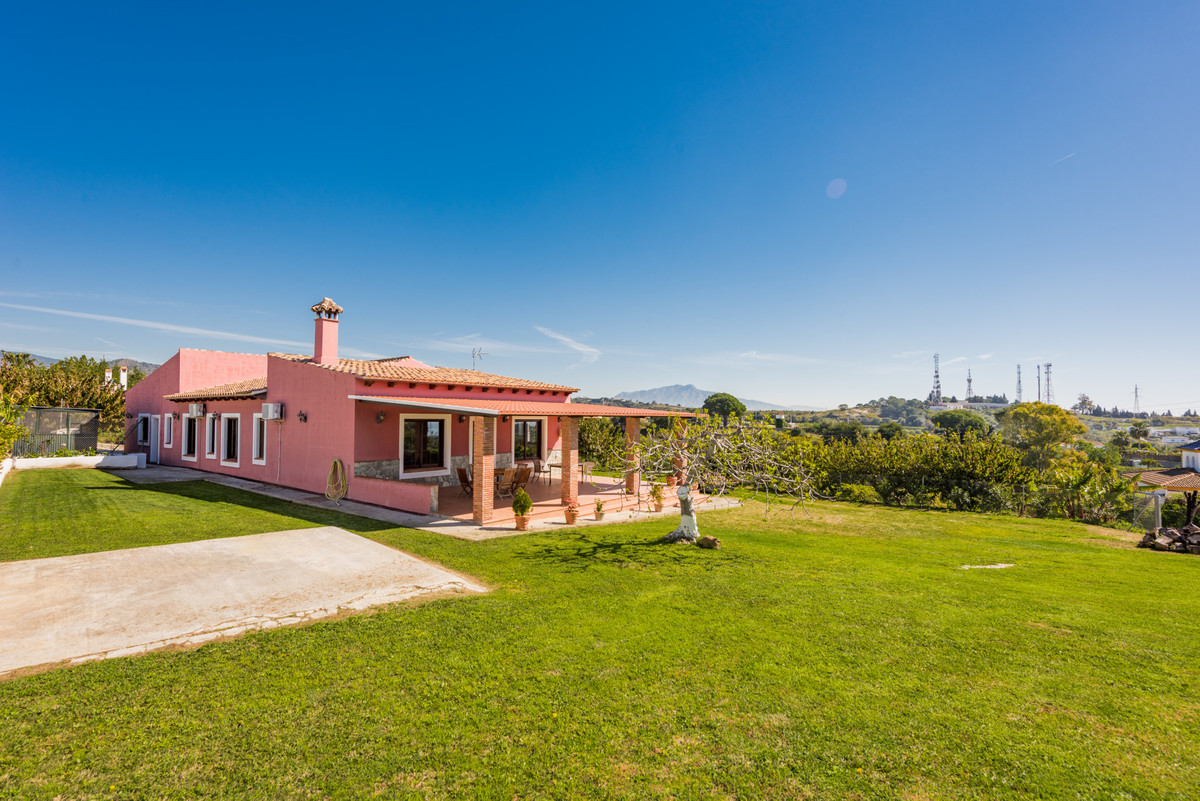 DP-12-R3675371-1 Villa for sale in El Padron