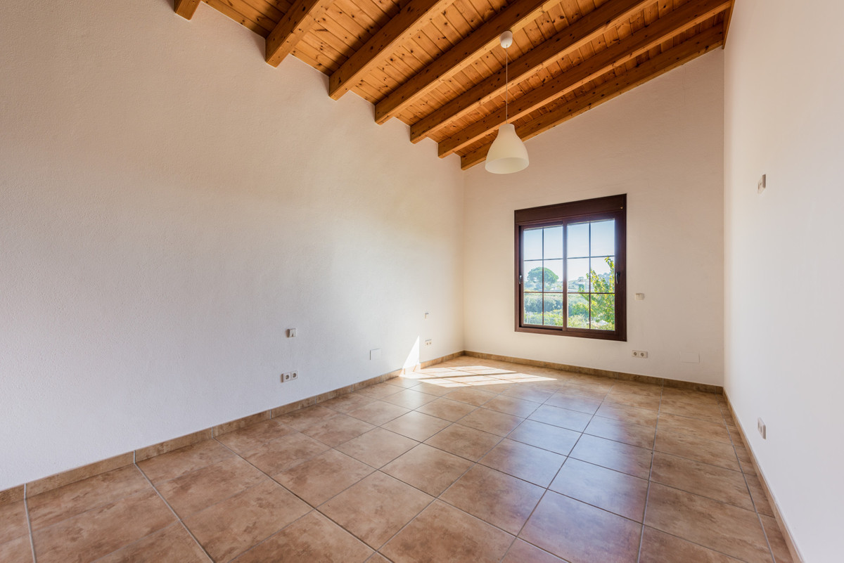 DP-12-R3675371-7 Villa for sale in El Padron