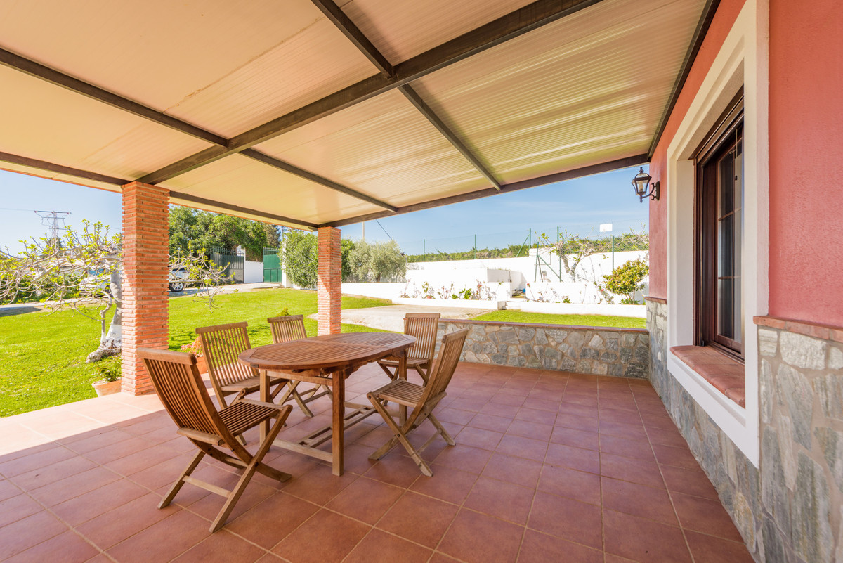 Villa for sale in El Padron