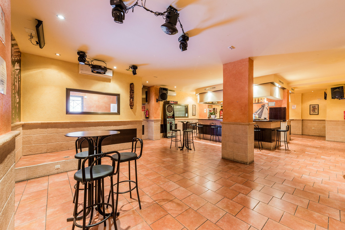 Commercial – for sale in Fuengirola