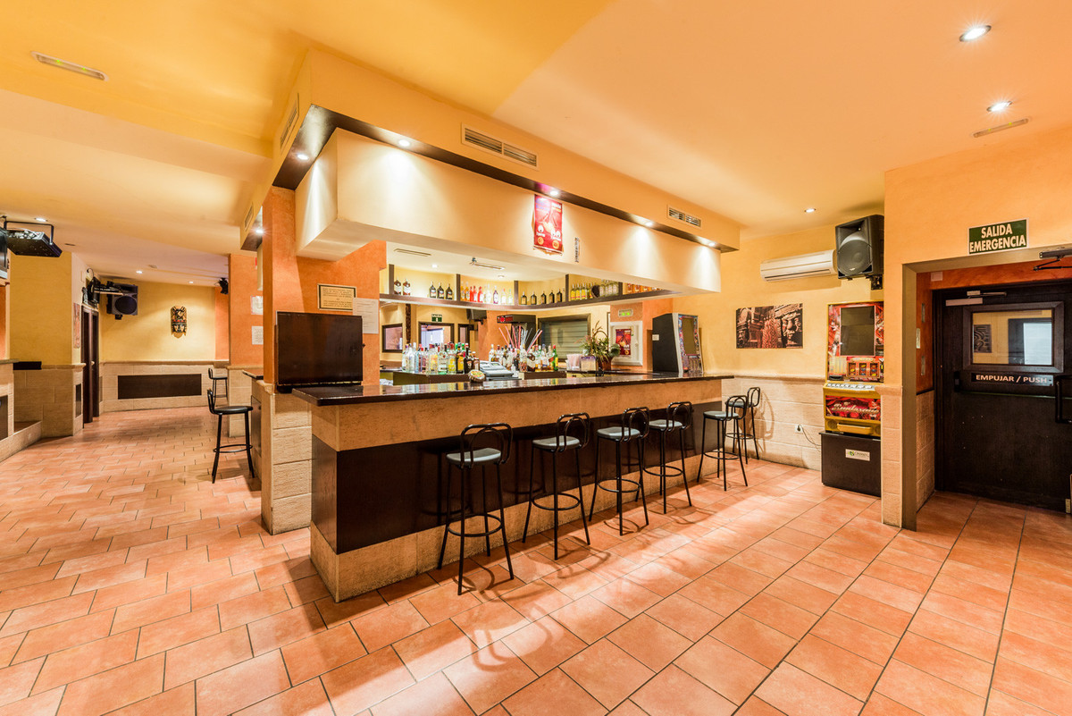 Commercial – for sale in Fuengirola
