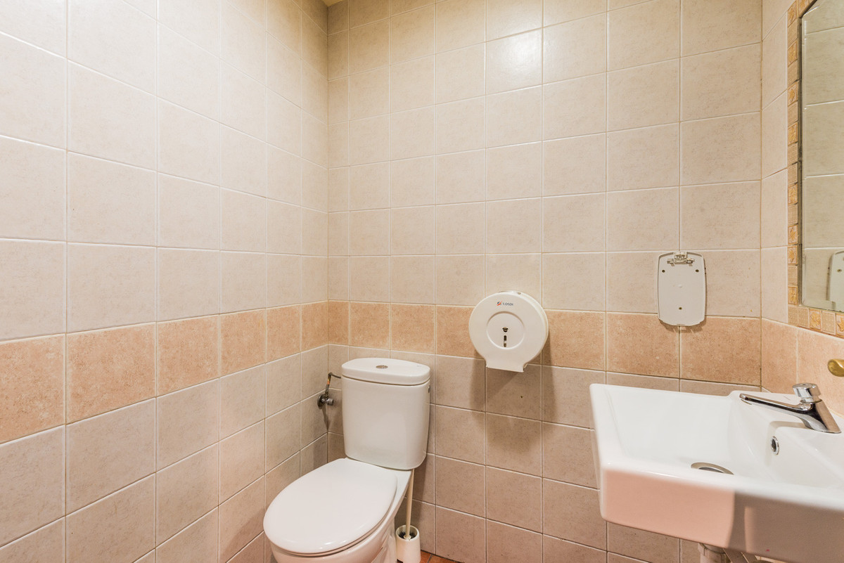 Commercial – for sale in Fuengirola