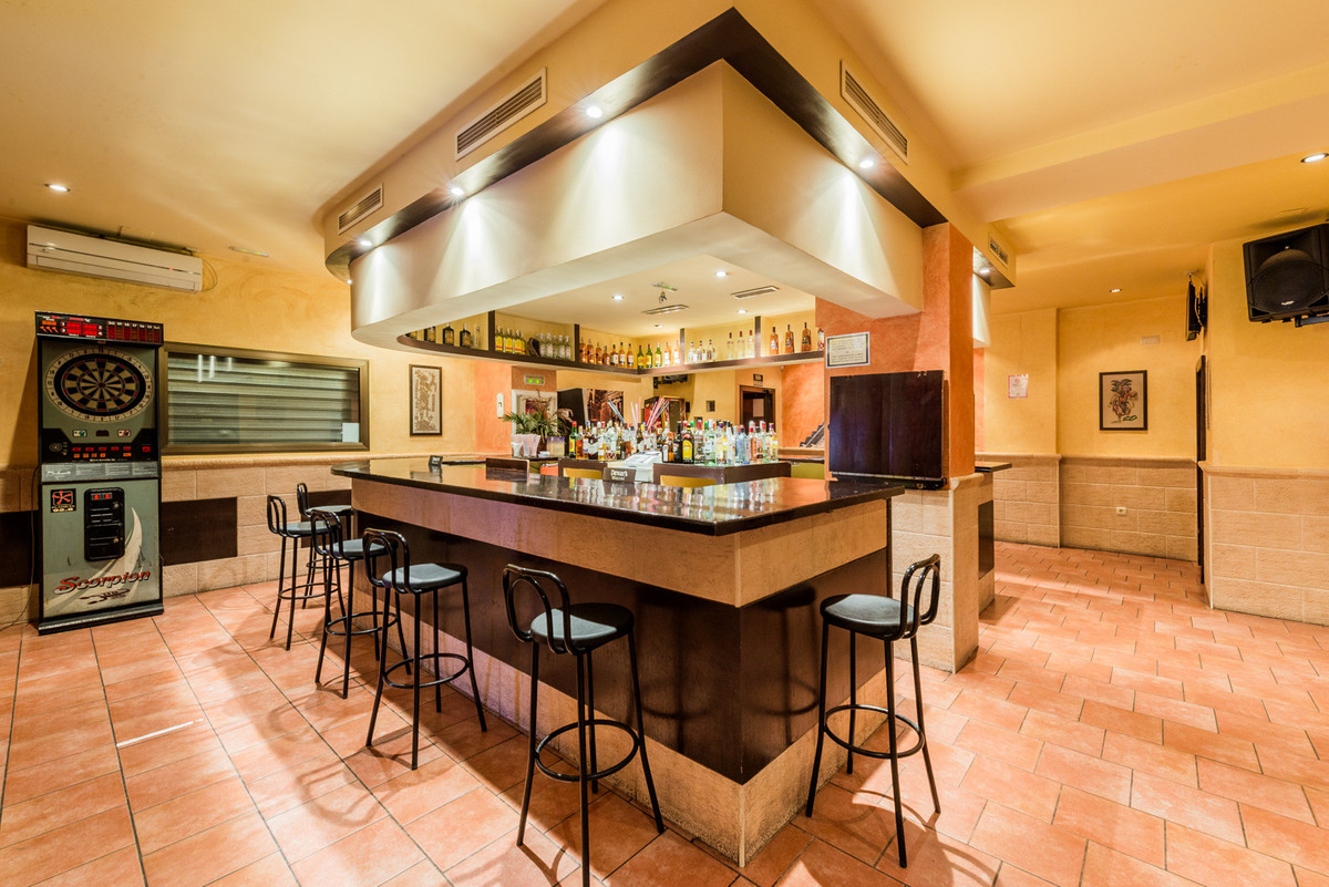 Commercial – for sale in Fuengirola