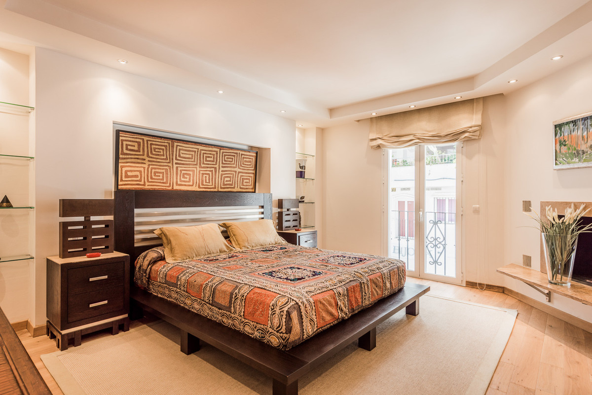 Apartment for sale in Puerto Banús
