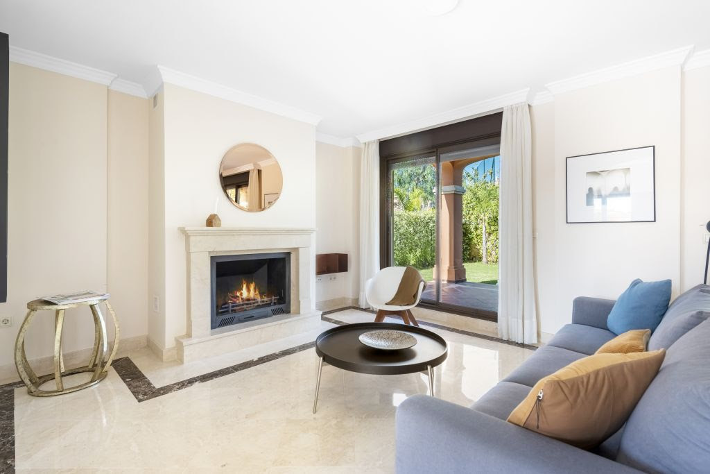 DP-12-R4104328-3 Villa for sale in Estepona