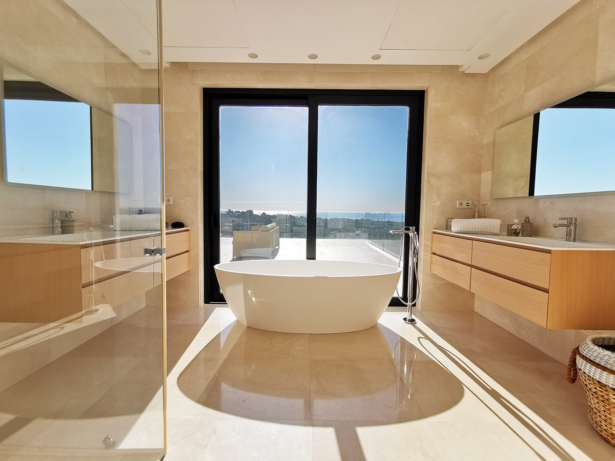 DP-12-R4124926-14 Villa for sale in Benahavís
