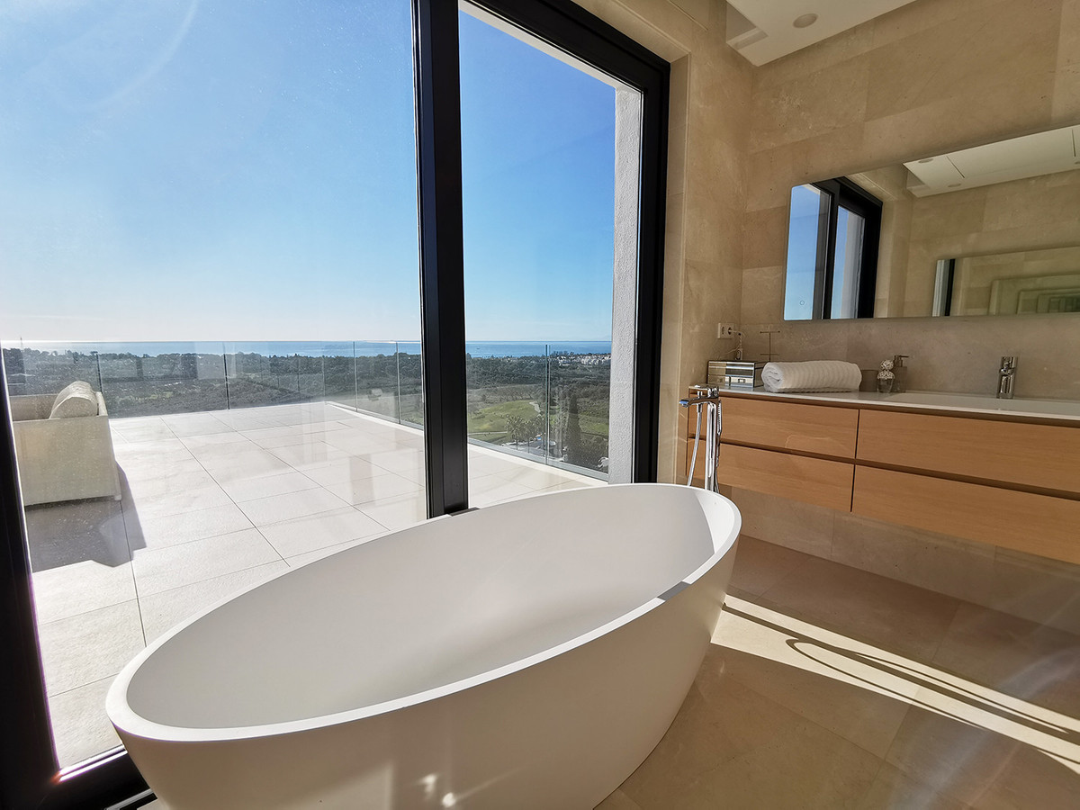DP-12-R4124926-15 Villa for sale in Benahavís