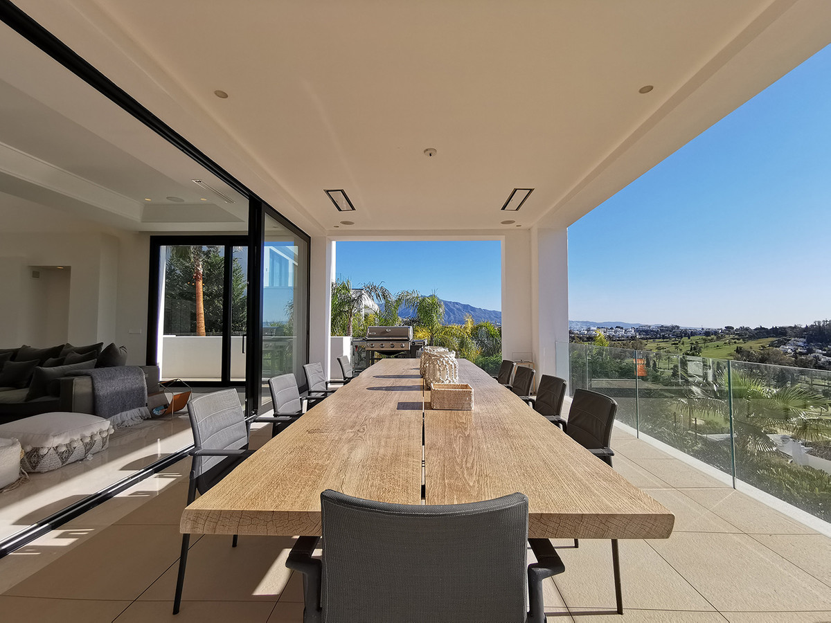 DP-12-R4124926-8 Villa for sale in Benahavís