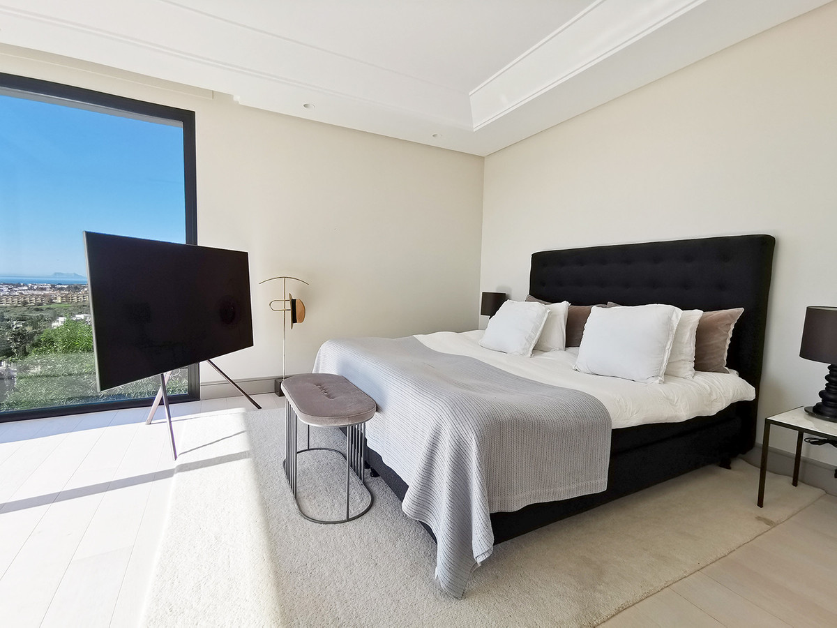 Villa for sale in Benahavís