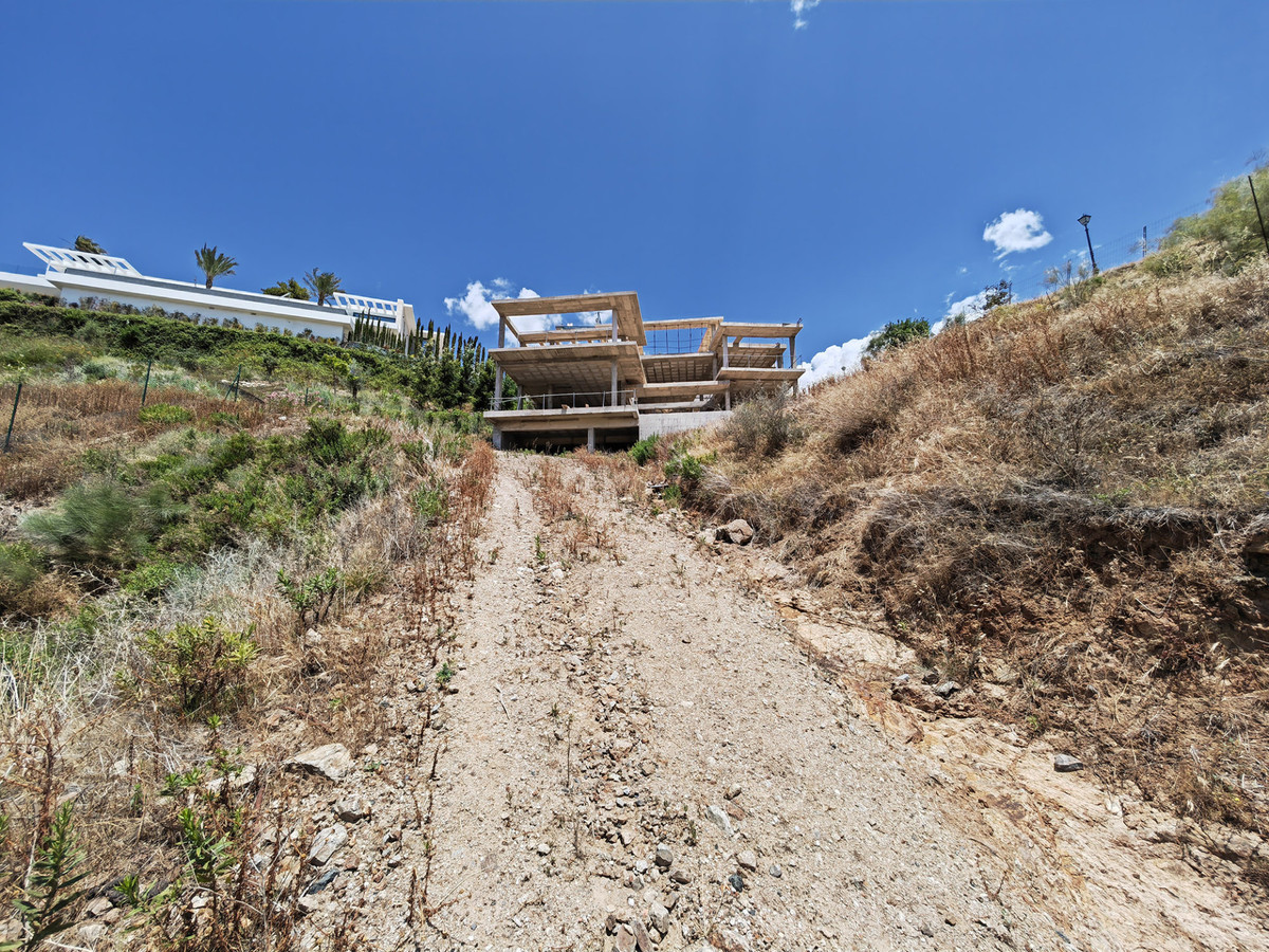 DP-12-R4372183-3 Land for sale in Benahavís