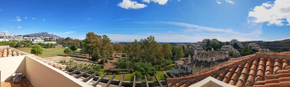 Penthouse for sale in Benahavís