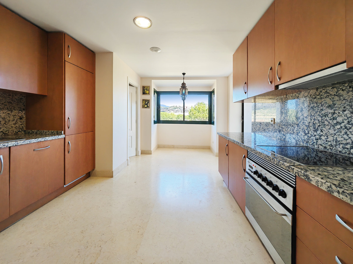 Penthouse for sale in Benahavís