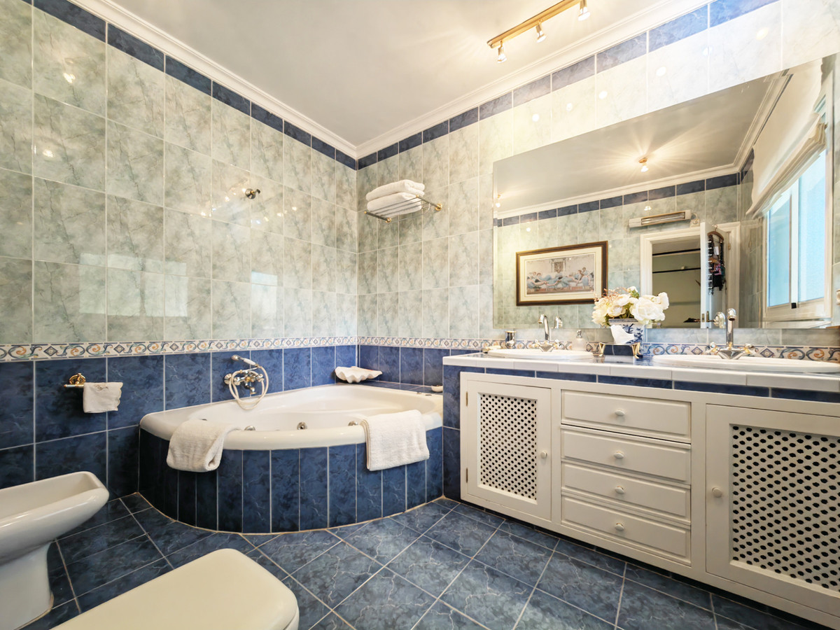 Villa for sale in Marbesa