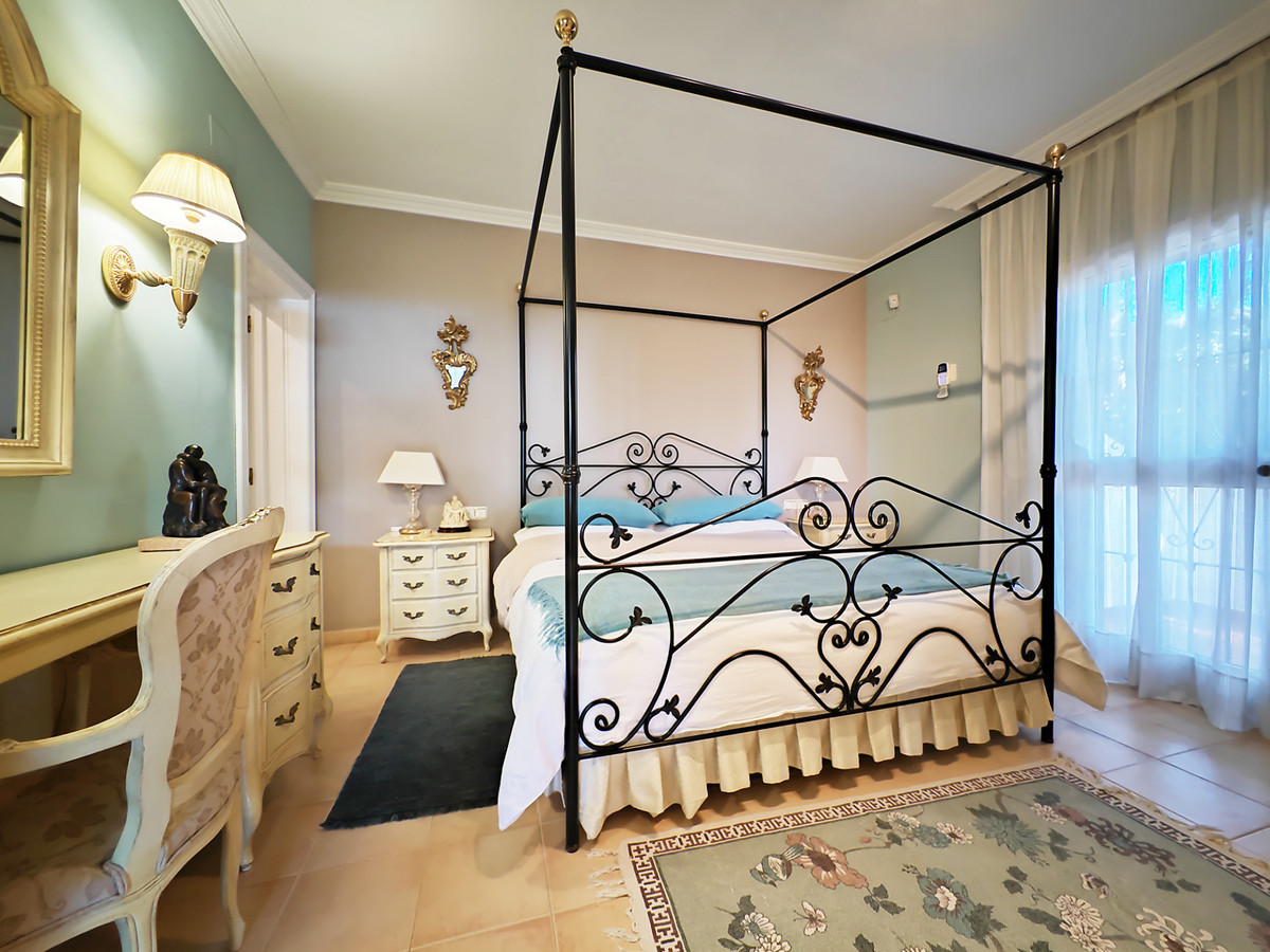 Villa for sale in Marbesa