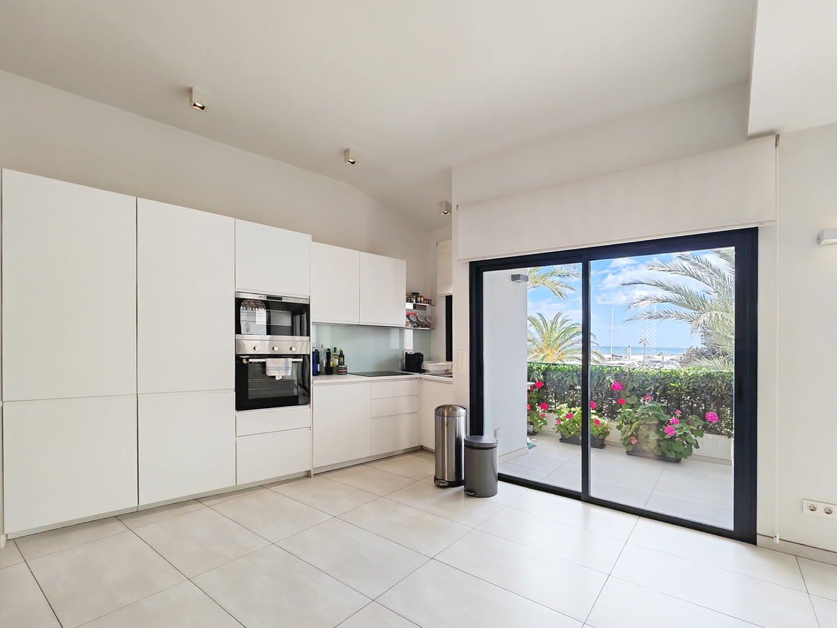 Apartment for sale in Cabopino