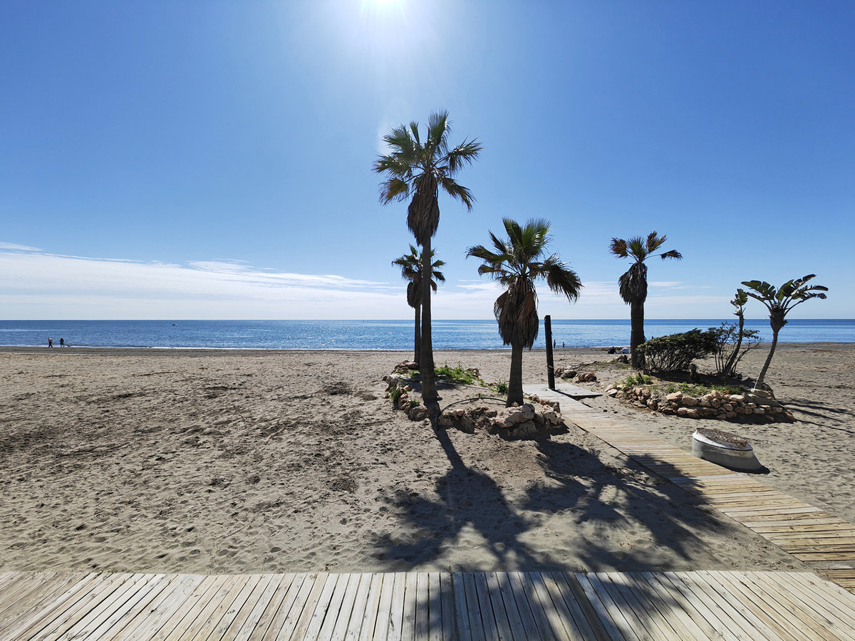 Townhouse for sale in Estepona
