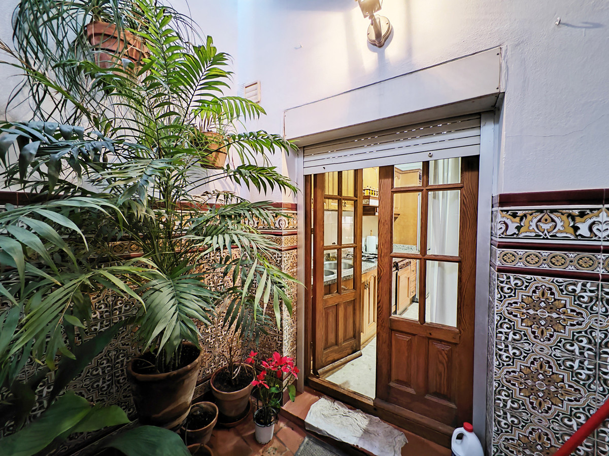 Townhouse for sale in Estepona